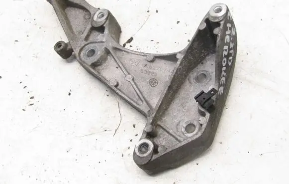 Jeep Cherokee Engine mount bracket 04627674AD
