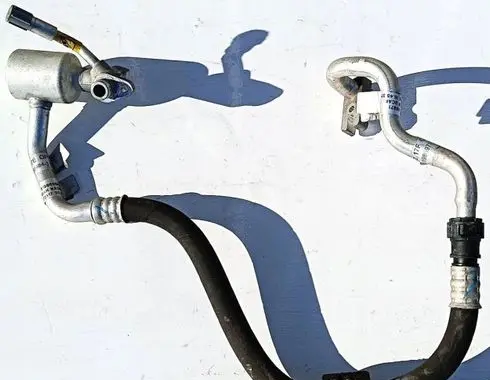 Fiat Tipo Air conditioning (A/C) pipe/hose 51986971
