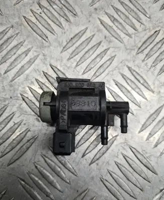 Volkswagen Golf IV Turbo solenoid valve 1J0906283A