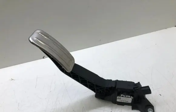 Ford Puma Accelerator throttle pedal H1BC9F836A1D
