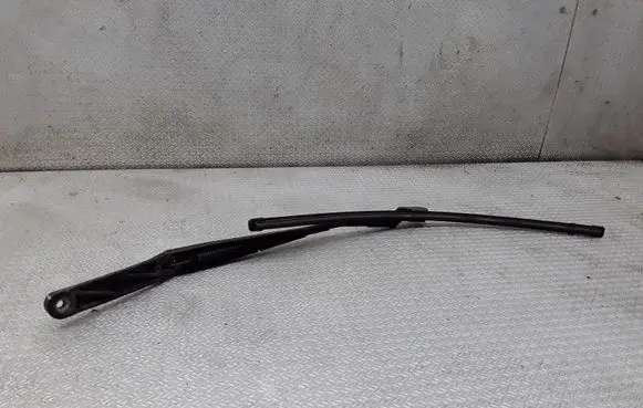 Volkswagen PASSAT B6 Windshield/front glass wiper blade 