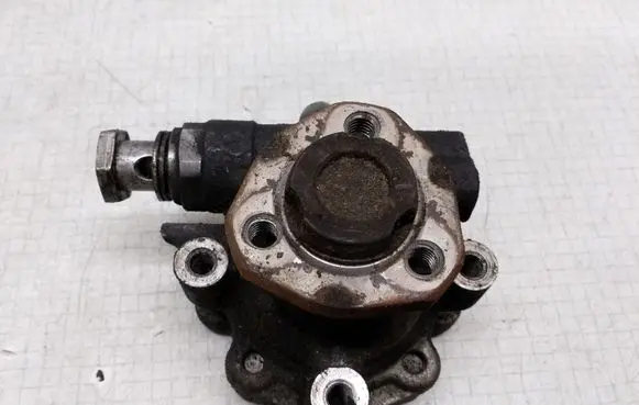 Audi A4 S4 B6 8E 8H Power steering pump