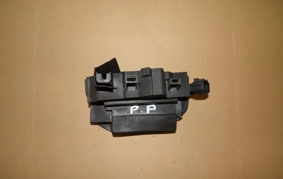 Fiat Croma Front door lock