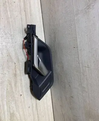 Audi Q3 F3 Front door interior handle 83A837019F