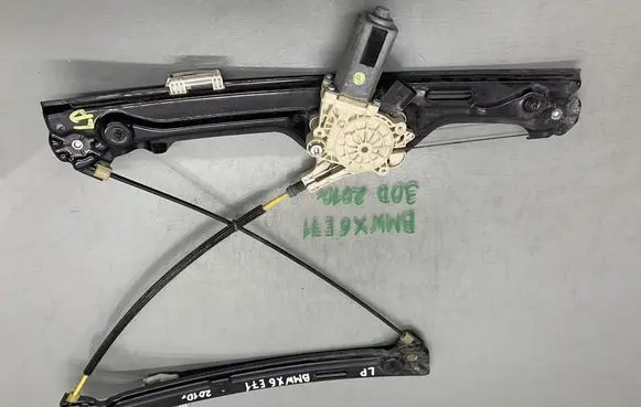 BMW X6 E71 Front window lifting mechanism without motor 7179605