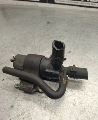 Mercedes-Benz E W210 Electric auxiliary coolant/water pump 