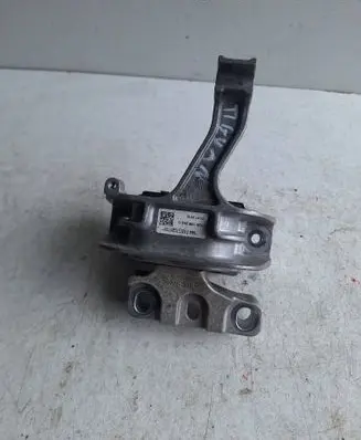 Volkswagen Tiguan Engine mount bracket 3Q0199262C X441AEG7028700