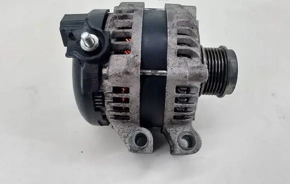 Jaguar XF X250 Generator/alternator GAE0419Y015