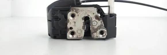 Nissan Note (E11) Front door lock