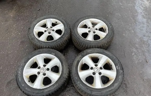 Honda FR-V R16 alloy rim 