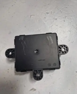 Volvo V40 Door control unit/module 31318954 AV6N14C036AE A2C53304052