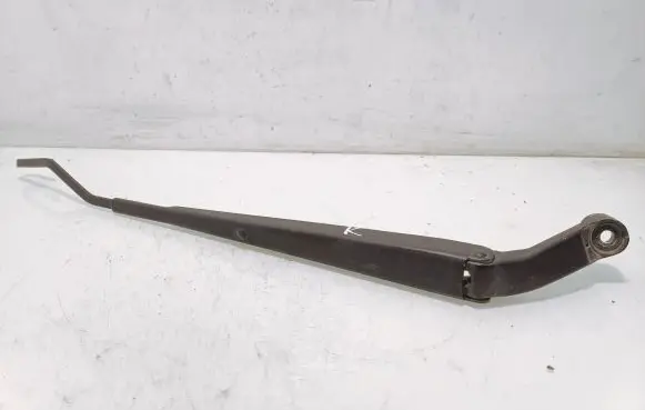Toyota Corolla E120 E130 Front wiper blade arm 8522102120B