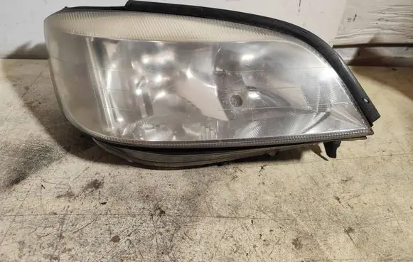 Opel Zafira A Headlight/headlamp 89100055