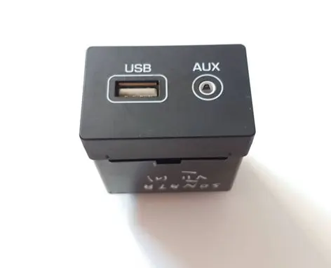 Hyundai Sonata USB socket connector 96120C1500