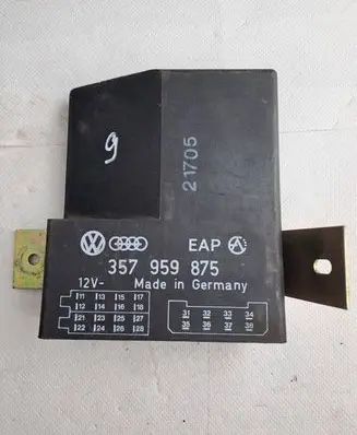 Volkswagen PASSAT B3 Other control units/modules 357959875