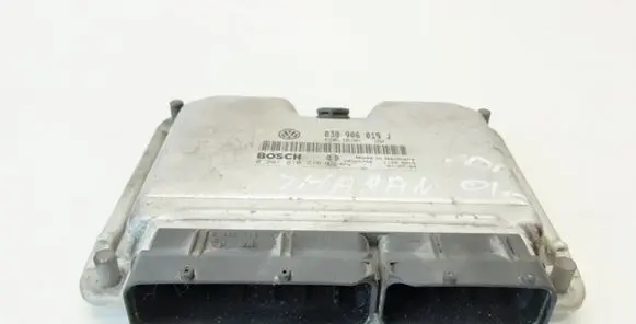 Volkswagen Sharan Engine control unit/module 038906019J 0281010216