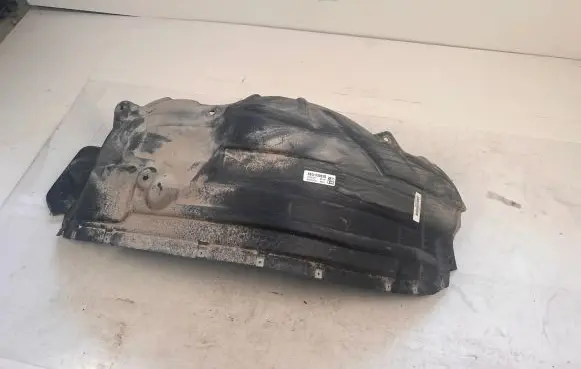 Dodge RAM Front wheel arch liner splash guards 68275897AE