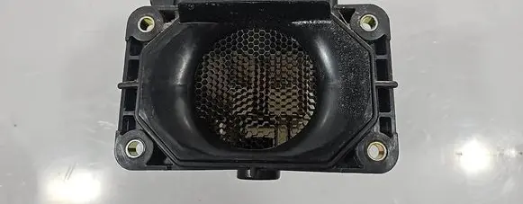 Mitsubishi Outlander Mass air flow meter E5T08271