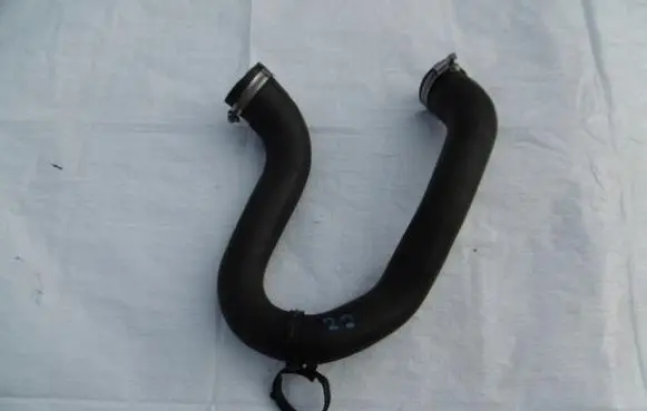 Citroen C4 II Intercooler hose/pipe 9820100780
