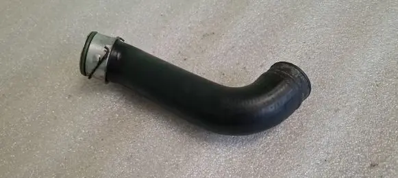 Volkswagen Golf IV Intercooler hose/pipe 1J0145828D