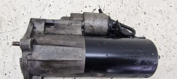 Audi A4 S4 B7 8E 8H Starter motor 03G911023