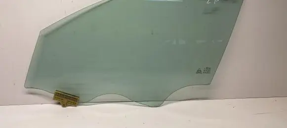 KIA Optima Front door window glass four-door A0207214873