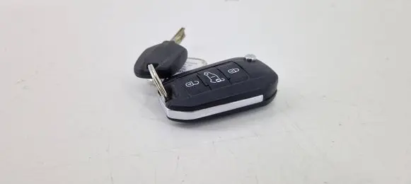 Peugeot Expert Ignition key/card 9809825177