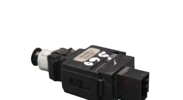 Volvo S60 Brake pedal sensor switch 8622064 03W352