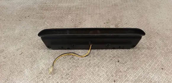 Subaru Forester SH Third/center stoplight 