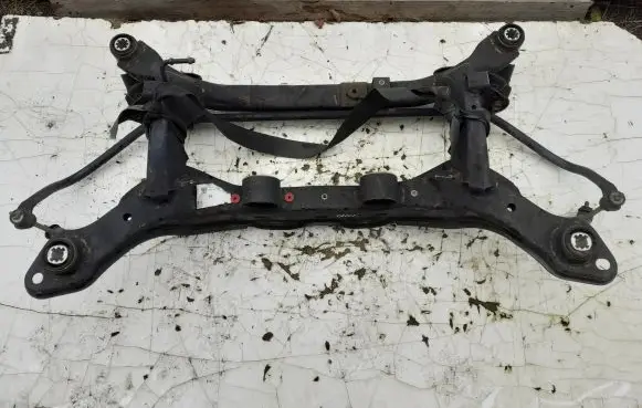 Volvo XC60 Rear subframe 