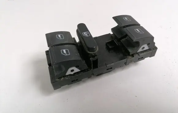 Volkswagen PASSAT B6 Electric window control switch 1K4959857B