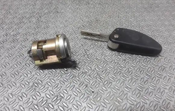 Alfa Romeo 147 Ignition lock