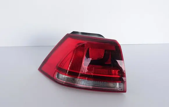 Volkswagen Golf VII Rear/tail lights 5G0945095P