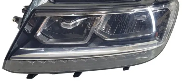 Volkswagen Tiguan Headlight/headlamp 5nb941035d.kolumb