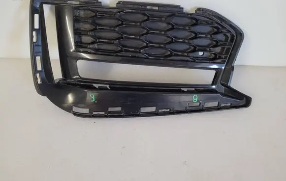 BMW 5 G30 G31 Front bumper lower grill 8064963 8064965