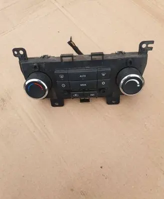 Chevrolet Orlando Climate control unit 12187784 3862028 6202