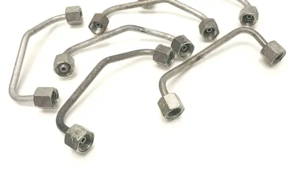 Audi A5 8T 8F Fuel injector supply line/pipe 