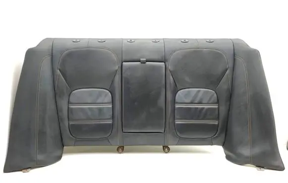 Jaguar XE Rear seat 