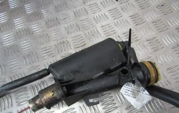 Renault Scenic II - Grand scenic II Breather/breather pipe/hose 8200140763