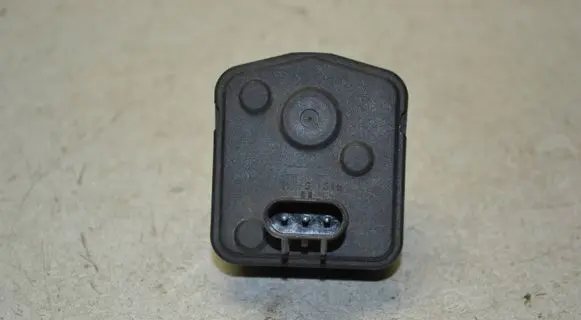 Mitsubishi Carisma Headlight level adjustment motor 00728232