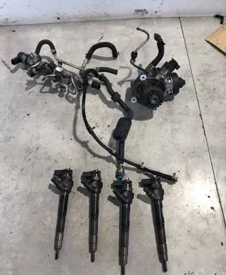 Skoda Octavia Mk3 (5E) Fuel injection system set 04L130277E 0445110475 04L089B