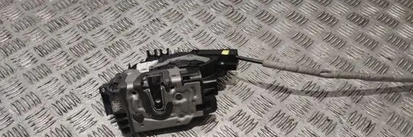 Mercedes-Benz GLC X253 C253 Front door lock A2220063999