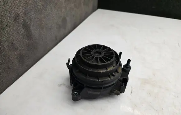 Mercedes-Benz Sprinter W907 W910 Fuel filter housing A0029907911
