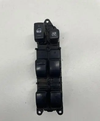 Toyota Corolla Verso E121 Electric window control switch 514700 84948