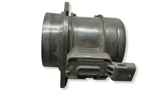 Volkswagen Golf VII Mass air flow meter 04L906461B