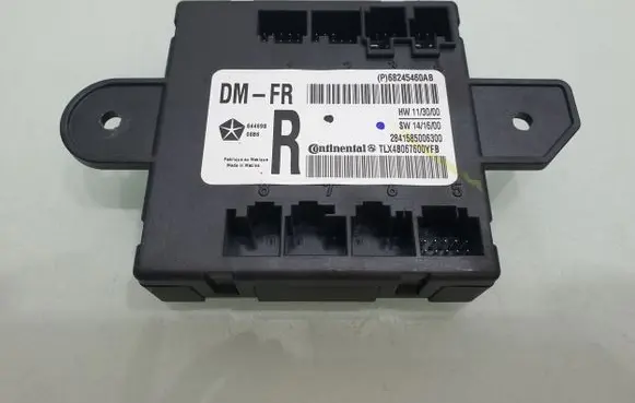 Dodge Durango III Door control unit/module 68245460AB