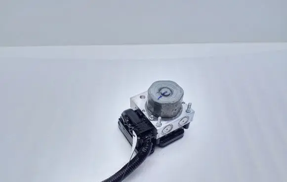 Nissan Qashqai ABS Pump 476604EA1E 0265261028