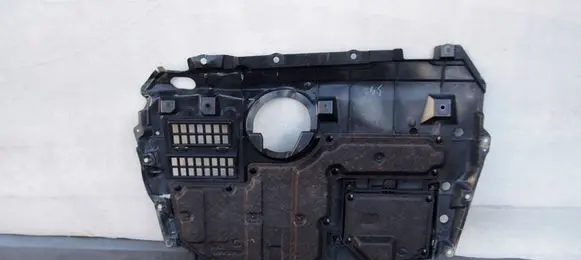 Engine splash shield/under tray