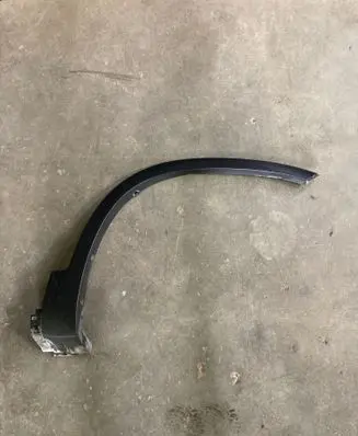 Front arch trim
