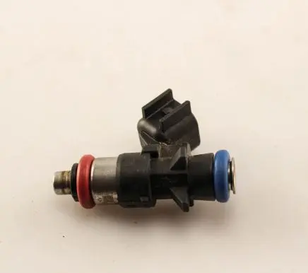 Dodge Caravan Fuel injector 05184085AD